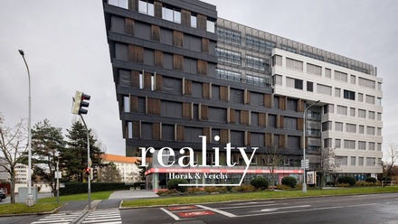 Pronájem kanceláře 405 m², Praha - Michle