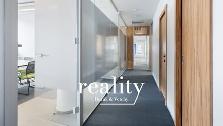 Pronájem kanceláře 405 m², Praha - Michle