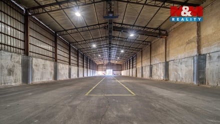 Pronájem skladu 1 000 m², Tisová