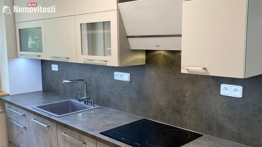 Pronájem bytu 2+1 52 m², Kladno - Kročehlavy