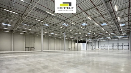 Pronájem skladu 5 973 m², Ostředek