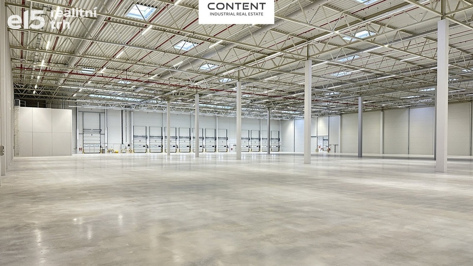 Pronájem skladu 5 973 m², Ostředek