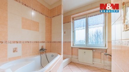 Pronájem bytu 3+1 84 m², Bukovany