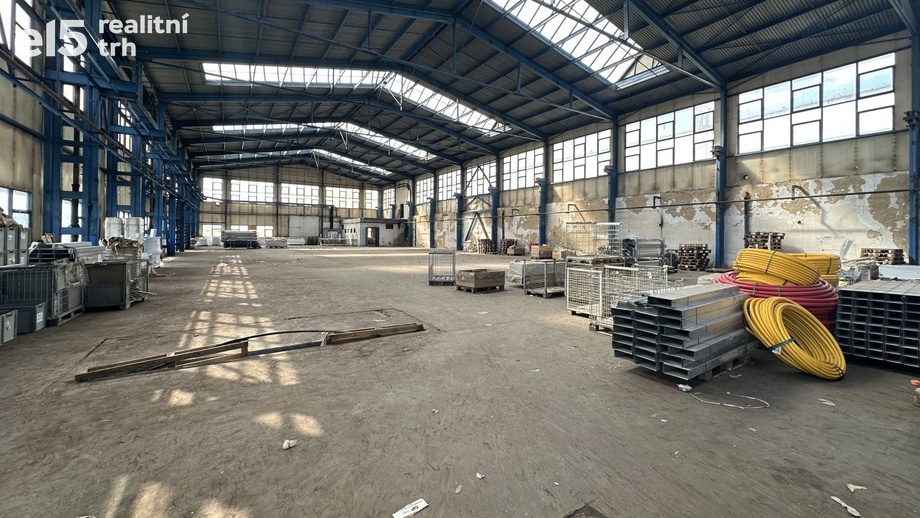 Pronájem skladu 2 050 m², Příbram