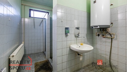 Prodej výrobního prostoru 6 551 m², Kaznějov