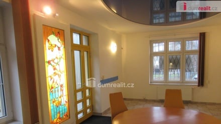 Pronájem kanceláře 50 m², Praha 14