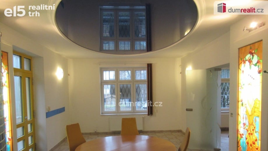 Pronájem kanceláře 50 m², Praha 14