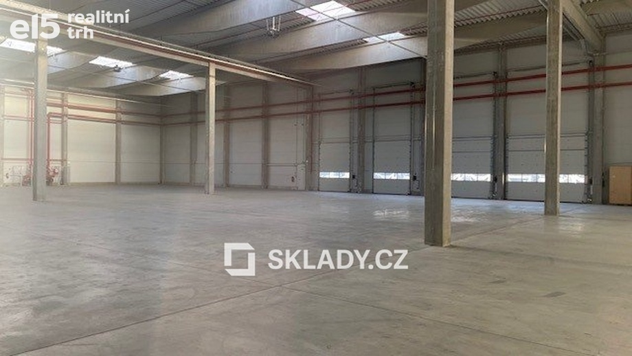 Pronájem skladu 1 000 m², Zápy