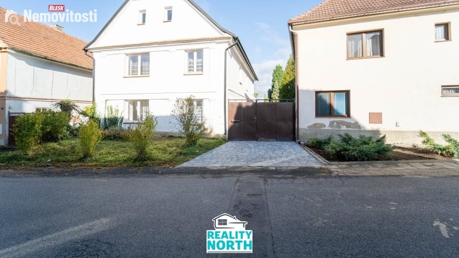 Pronájem rodinného domu 233 m², Křešice - Zahořany