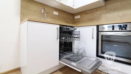 Pronájem bytu 2+kk 43 m², Praha - Libuš