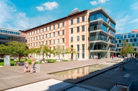 Pronájem kanceláře 340 m², Praha - Holešovice