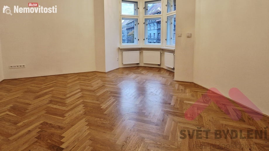 Pronájem bytu 3+1 94 m², Praha 3