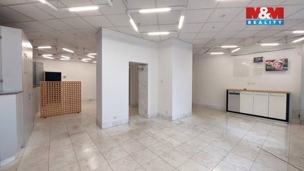 Pronájem obchodního prostoru 500 m², Ústí nad Orlicí