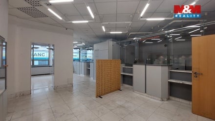 Pronájem obchodního prostoru 500 m², Ústí nad Orlicí
