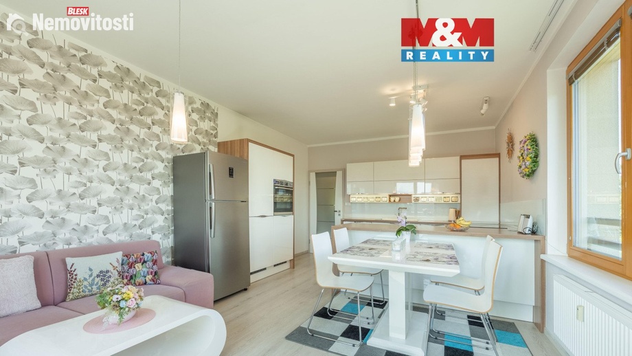 Prodej bytu 4+kk 95 m², Průhonice