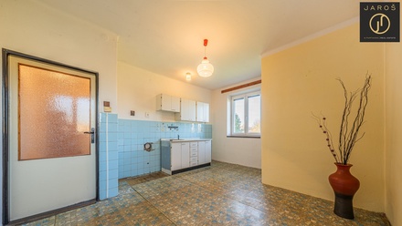 Prodej bytu 2+1 71 m², Všejany