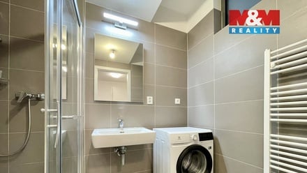 Pronájem bytu 3+kk 73 m², Praha 5