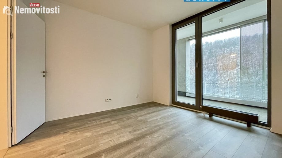 Pronájem bytu 3+kk 73 m², Praha 5