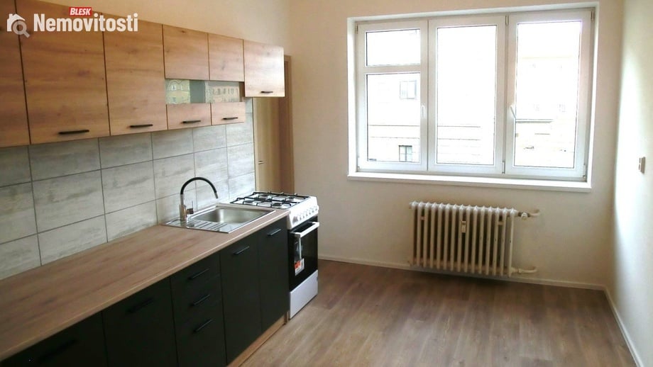 Pronájem bytu 2+1 79 m², Opava (nečleněná část města)