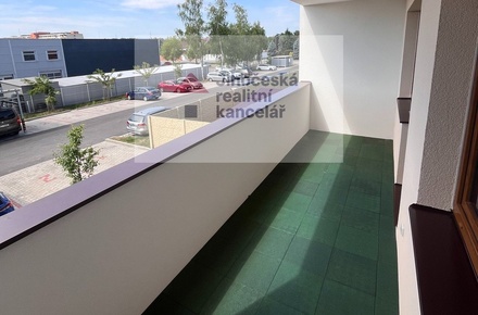 Pronájem bytu 3+kk 65 m², České Budějovice 2