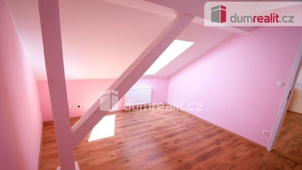 Pronájem bytu 1+1 53 m², Kolín