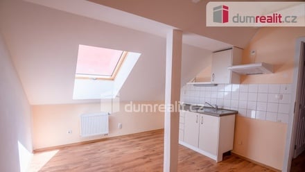 Pronájem bytu 1+1 53 m², Kolín