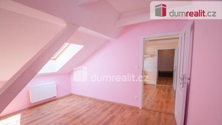 Pronájem bytu 1+1 53 m², Kolín