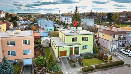 Pronájem rodinného domu 197 m², Únanov