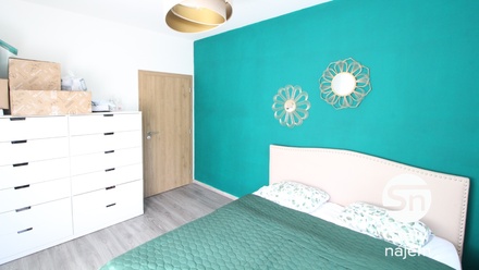 Pronájem bytu 3+kk 80 m², Milovice - Mladá