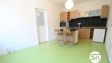 Pronájem bytu 2+kk 54 m², Beroun-Město