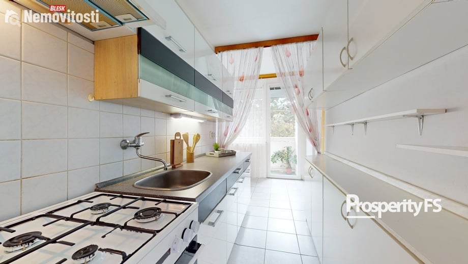 Pronájem bytu 2+1 50 m², Ústí nad Labem - Střekov