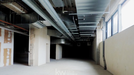 Pronájem obchodního prostoru 326 m², Hradec Králové - Pražské Předměstí