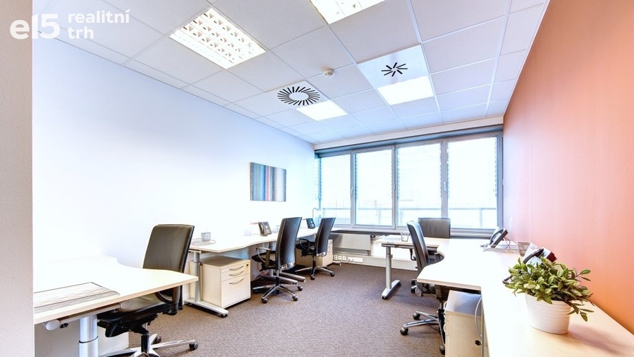Pronájem kanceláře 75 m², Praha - Smíchov