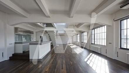 Pronájem kanceláře 456 m², Praha - Vysočany