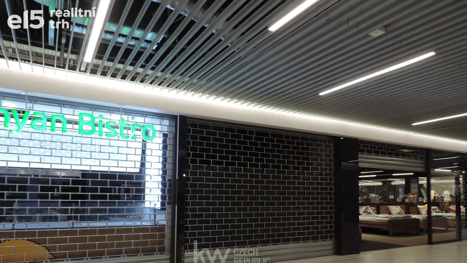 Pronájem obchodního prostoru 78 m², Hradec Králové - Pražské Předměstí