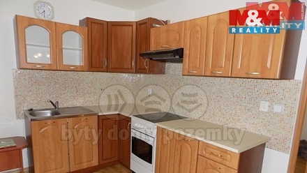 Pronájem bytu 2+kk 46 m², Tmaň