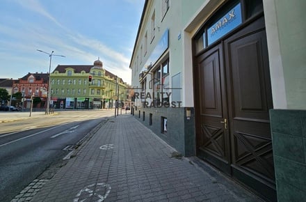 Pronájem obchodního prostoru 90 m², Hodonín