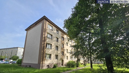 Pronájem bytu 2+kk 50 m², Město