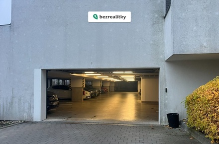 Prodej garáže 15 m², Brno-Bystrc