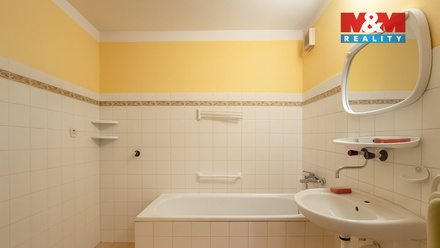 Pronájem bytu 2+kk 50 m², Praha-Újezd