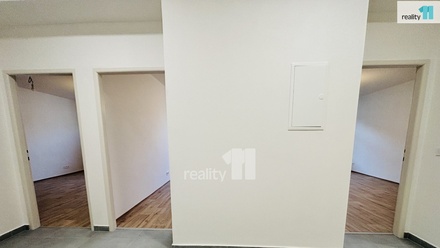 Pronájem bytu 3+kk 75 m², Praha 3