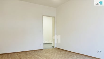 Pronájem bytu 3+kk 75 m², Praha 3