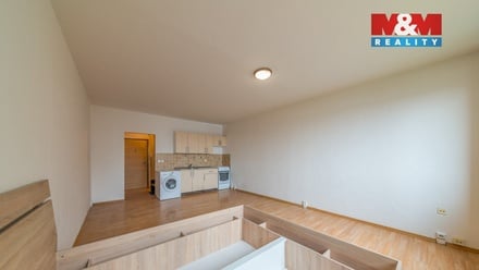 Pronájem bytu 1+kk 32 m², Orlová