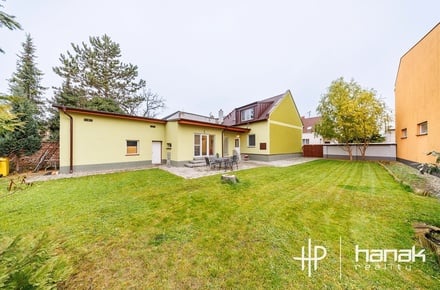 Prodej rodinného domu 200 m², Olomouc - Holice