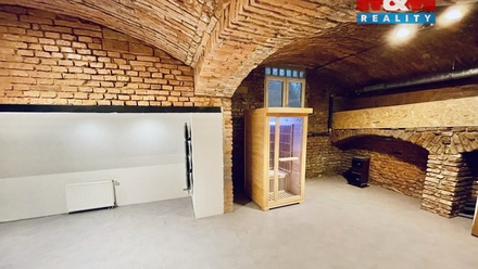Pronájem obchodního prostoru 79 m², Praha