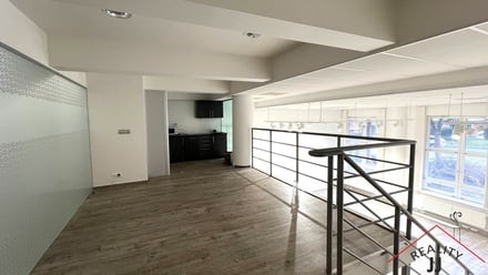 Pronájem kanceláře 215 m², Praha - Veleslavín