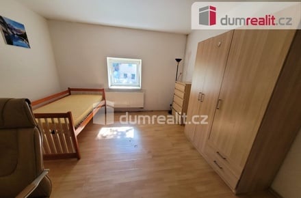 Pronájem bytu 1+kk 17 m², Praha 14