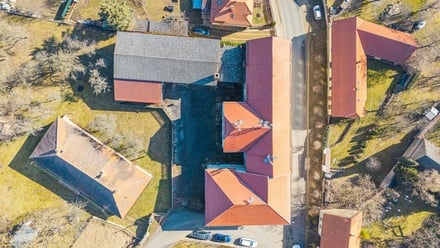 Prodej výrobního prostoru 1 800 m², Načeradec