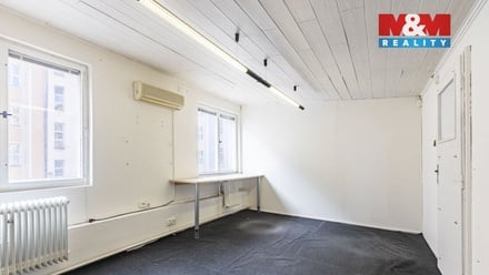 Pronájem kanceláře 17 m², Praha 6