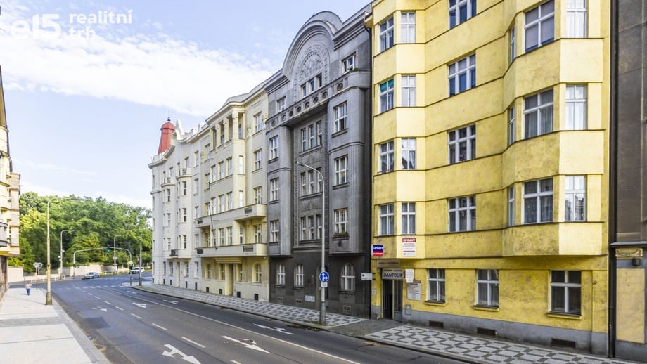 Pronájem kanceláře 17 m², Praha 6